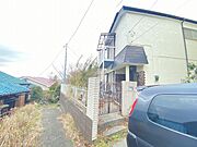 周辺は閑静な住宅街ですので、ご家族皆様でごゆっくりお過ごしいただけます。