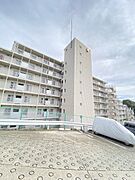 四季を感じるスポットが点在し、日々の暮らしに彩りを添えます。