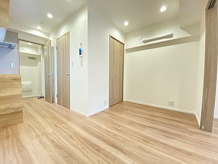 木肌の風合いが心までリラックスさせてくれます。