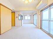 本画像は入居者様の家具をCGで消した画像であり、現況と異なる可能性がございます。
