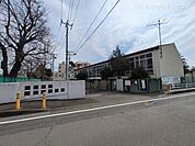 綾瀬市立北の台小学校　787ｍ