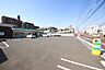周辺：ファミリーマート大和東三丁目店　90ｍ