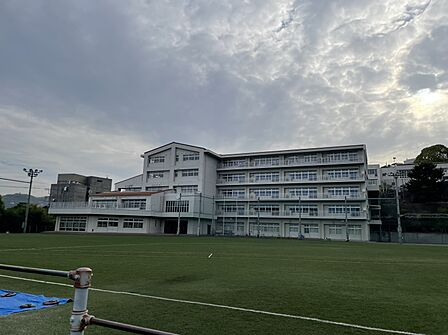 熱海市立熱海中学校 3100m