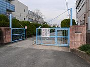 佐賀市立城北中学校（880m）