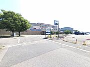 西新潟中央病院まで約700ｍ（徒歩約9分）