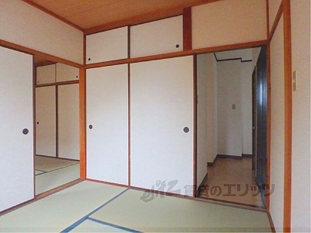 寝室
