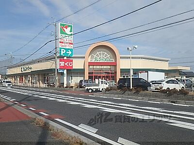 周辺：フレンドマート　膳所店まで900メートル