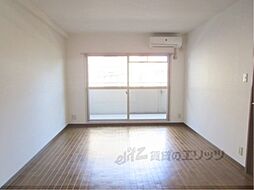 サンロイヤル栗東 2階3LDKのリビング/ダイニング