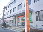 草津郵便局まで550メートル