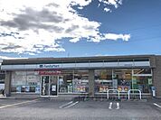 ファミリーマート　草津団地前店まで450メートル