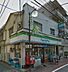 周辺：ファミリーマート大田梅屋敷店(コンビニ)まで434m