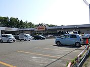 ホーマック日新店 730m