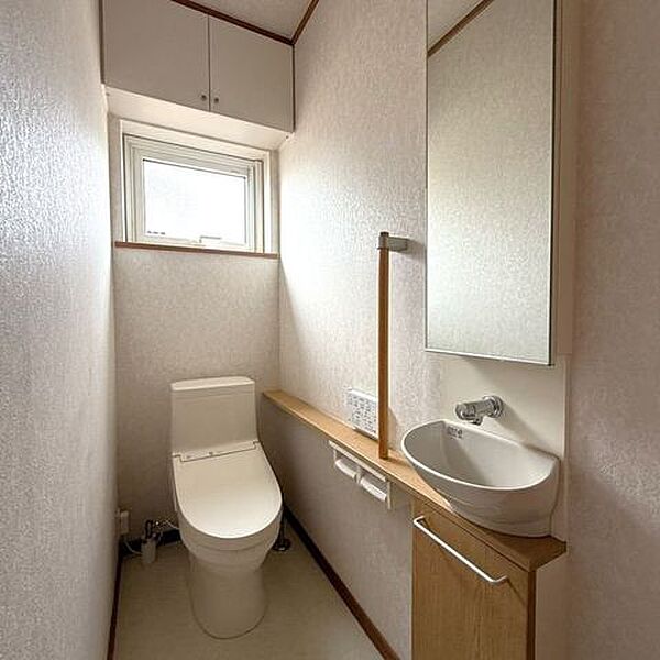 トイレを拡大表示