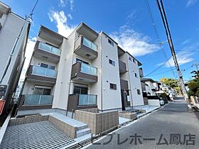 大阪府堺市西区津久野町2丁（賃貸アパート1LDK・3階・30.01㎡） その1