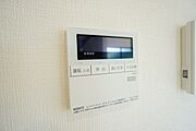 おいだき機能つきなのでお風呂に入る時間が異なるご家庭には嬉しいですね。ボタン一つで快適で便利な生活が＾＾
