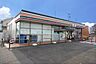 周辺：セブンイレブン　福岡大岳1丁目店