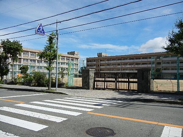 画像27:神戸市立有野中学校