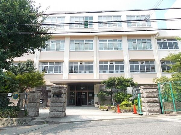 画像26:神戸市立飛松中学校