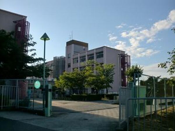 画像2:神戸市立妙法寺小学校