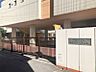 周辺：たきのい幼稚園まで　970m　徒歩約13分●【保育時間】午前9時から午後2時10分(預かり保育有)　種まき教育（体育、徳育、智育を総合的に教育することを目指しています。