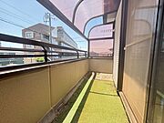 庇付で急な雨も安心のバルコニー！日当たり良好です♪