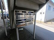 ★集合ポスト★ペット飼育相談可（保証金２ヵ月解約時償却、ペットは小型犬又は猫（体長５０ｃｍ程度）に限る）★