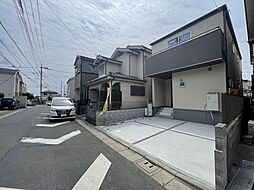 八潮市伊草　1棟