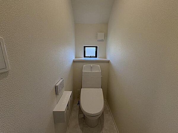 トイレを拡大表示
