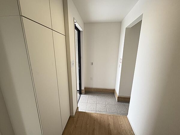 玄関を拡大表示