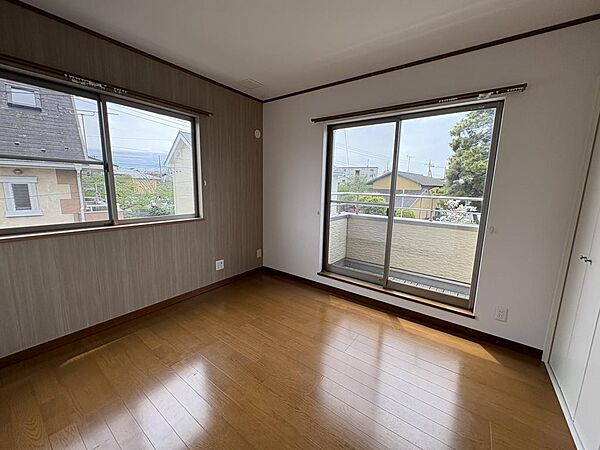 洋室を拡大表示
