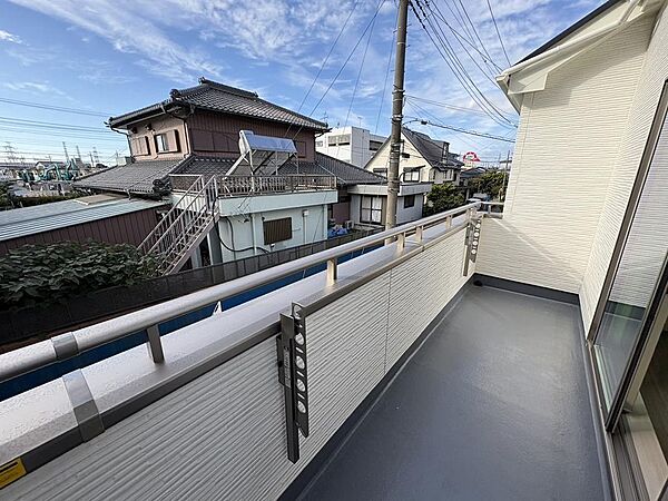 バルコニーを拡大表示