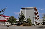 【近隣写真・中学校】印西市立原山中学校まで約2700ｍ（徒歩約34分）　少し長い距離ですが、成長期にしっかり運動、歩くことで健康的になりますね。お友達と会話を楽しみながらの通学も良い思い出の1つです…