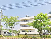 印西市立小林中学校まで徒歩22分。 1720m