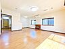 室内：【10月12日まで期間限定現況販売中】10月13日以降はリフォームして販売する予定です。価格には消費税を含みます。自社物件につき随時ご案内可能。内覧希望の方はお電話ください。