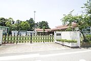 西尾市立 巨海保育園働くママも安心して預けられます！ 660m