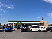 ファミリーマート碧南城山店 370m
