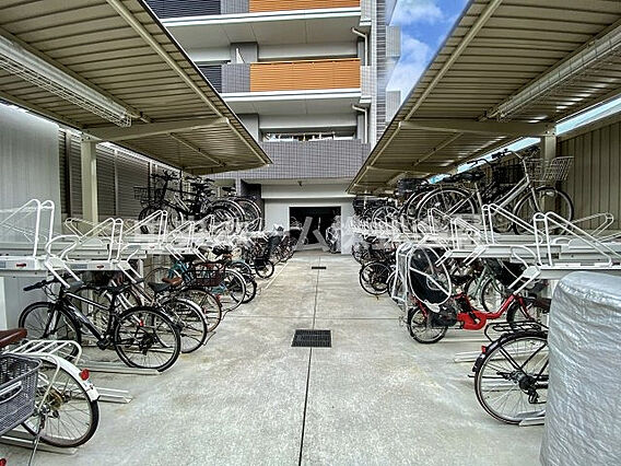 【自転車置き場...