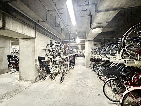 【自転車置き場...