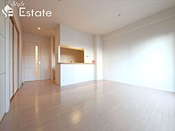 スクエア名古屋港 2階2SLDKのリビング/ダイニング