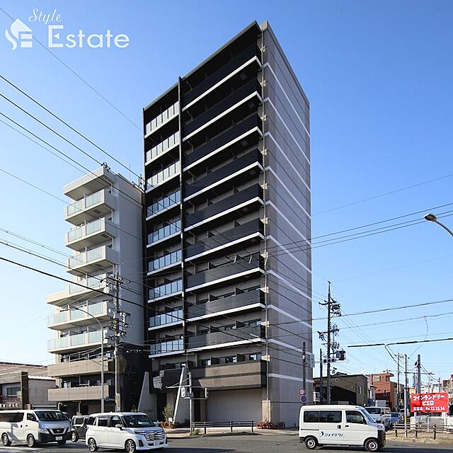 8 / 16