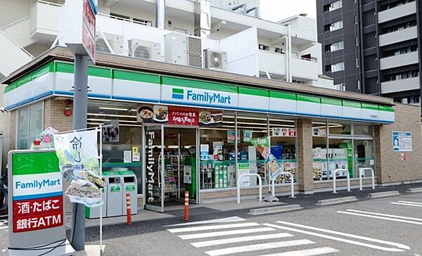 画像17:ファミリーマート 代官町東店（272m）