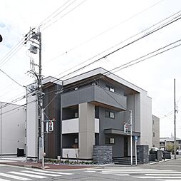 6 / 23