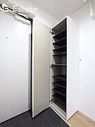 シューズボックス