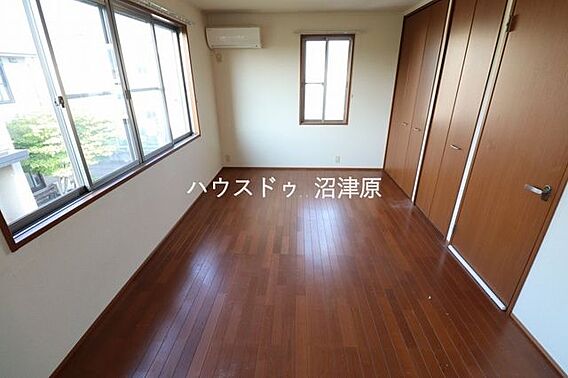 洋室