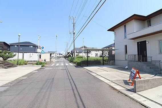 前面道路含む現...