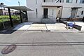駐車場は3台並...