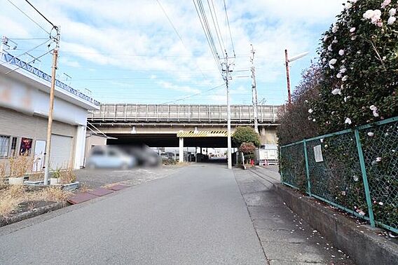 前面道路含む現...