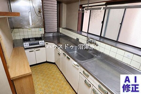 キッチンを拡大表示