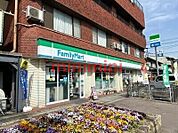 ファミリーマート茨木舟木町店 113m
