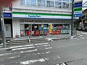 ファミリーマート茨木竹橋町店 167m